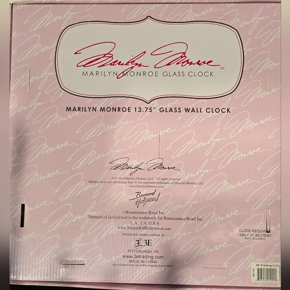Marilyn Monroe Glass Clock by Bernard of Hollywood 13.75" New in Box 2010 - Picture 4 of 6